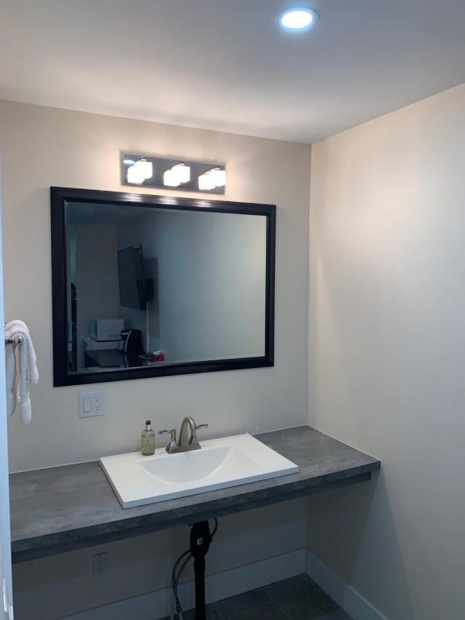 Westport Station Motel Eksteriør billede